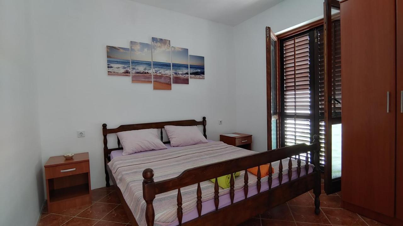 Matovic Apartments Dobra Voda Esterno foto